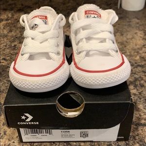 Toddler converse all star